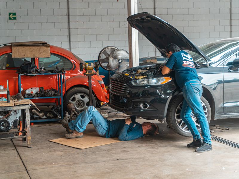 Truck & Automotive Workshops